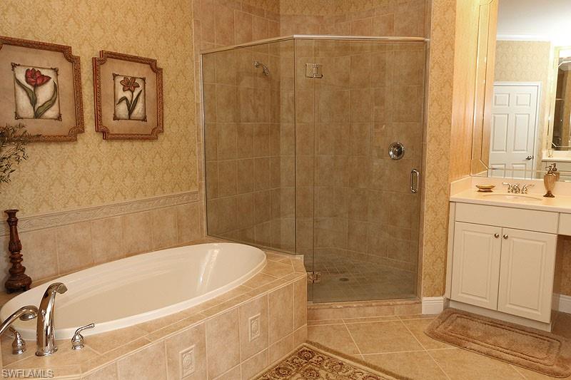 12060 Toscana WAY 201 photo 14