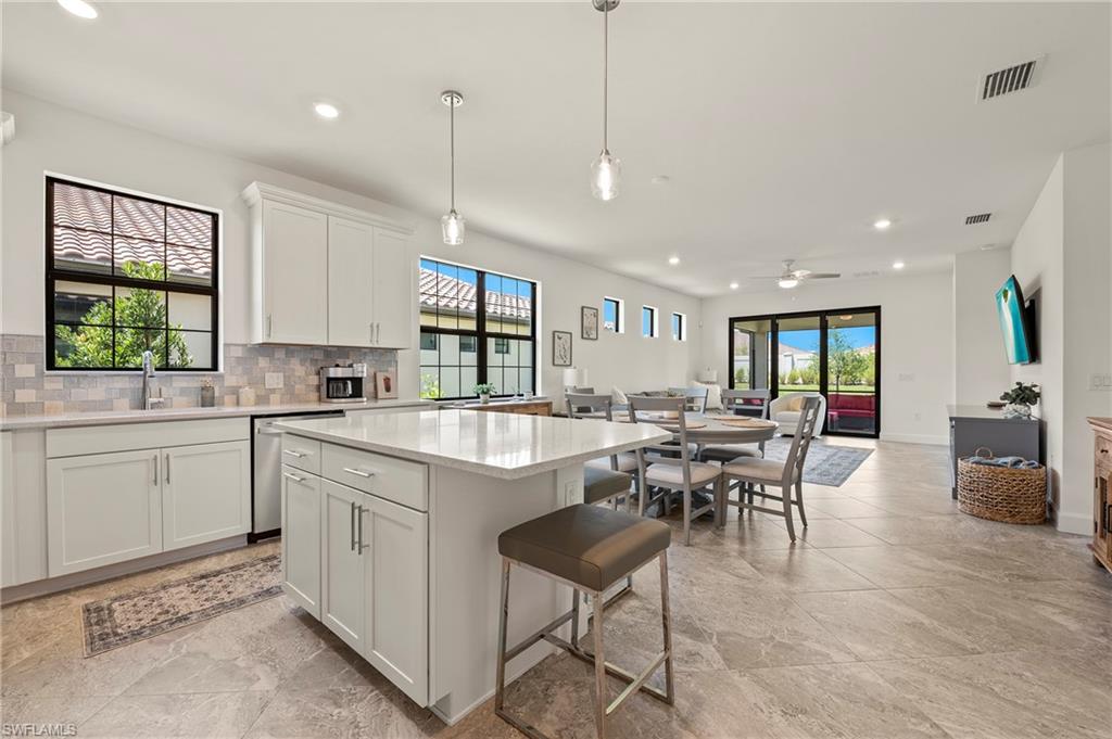 17434 Caravita LN photo 7