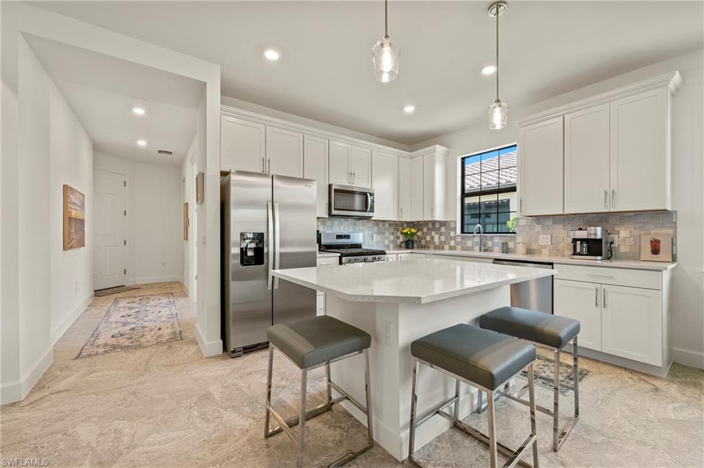 17434 Caravita LN