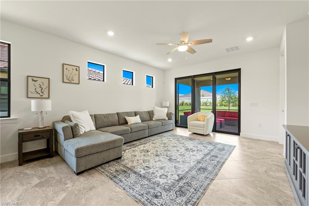 17434 Caravita LN photo 8