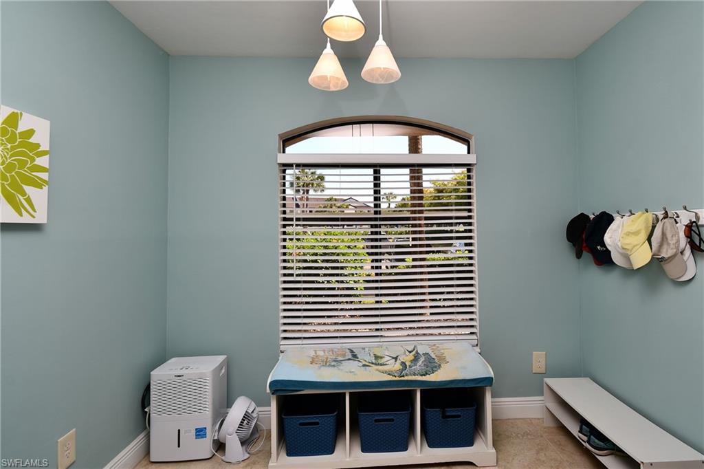 12171 Kelly Sands WAY 1568 photo 7