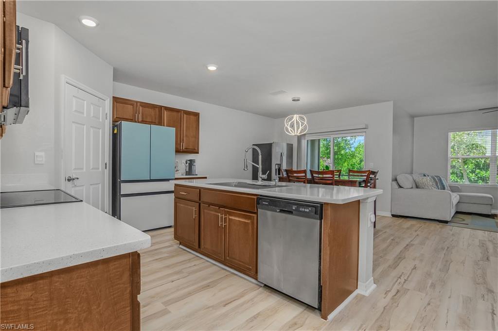 2544 20th PL photo 15