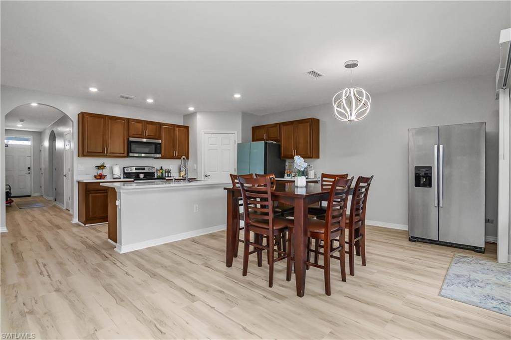 2544 20th PL photo 11