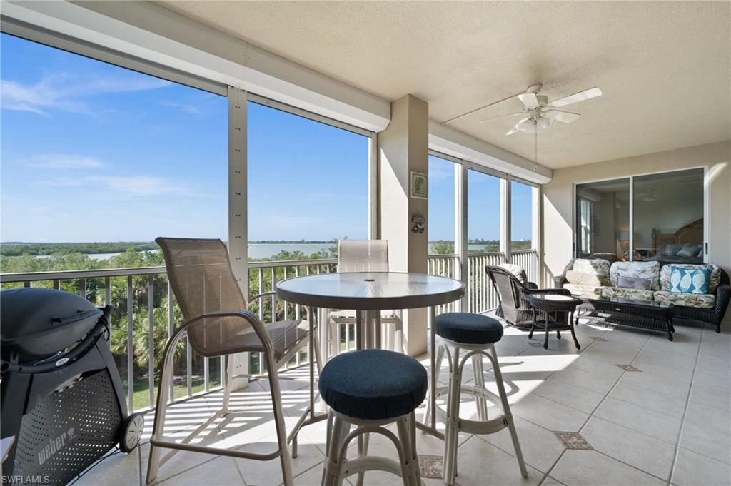 Screened balcony SW bay views