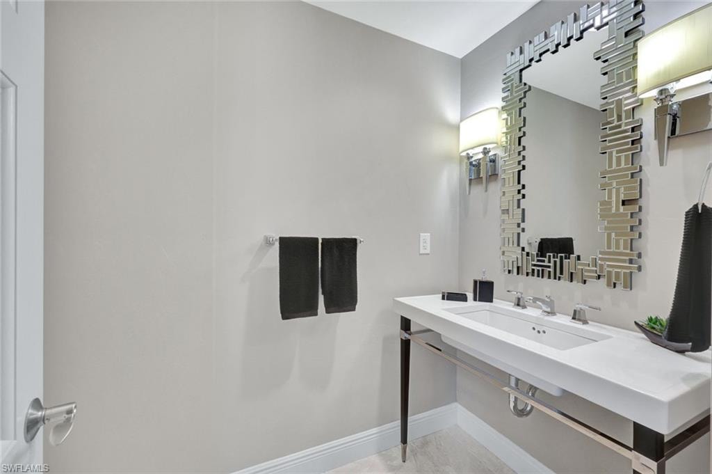 265 Indies WAY T1 photo 6