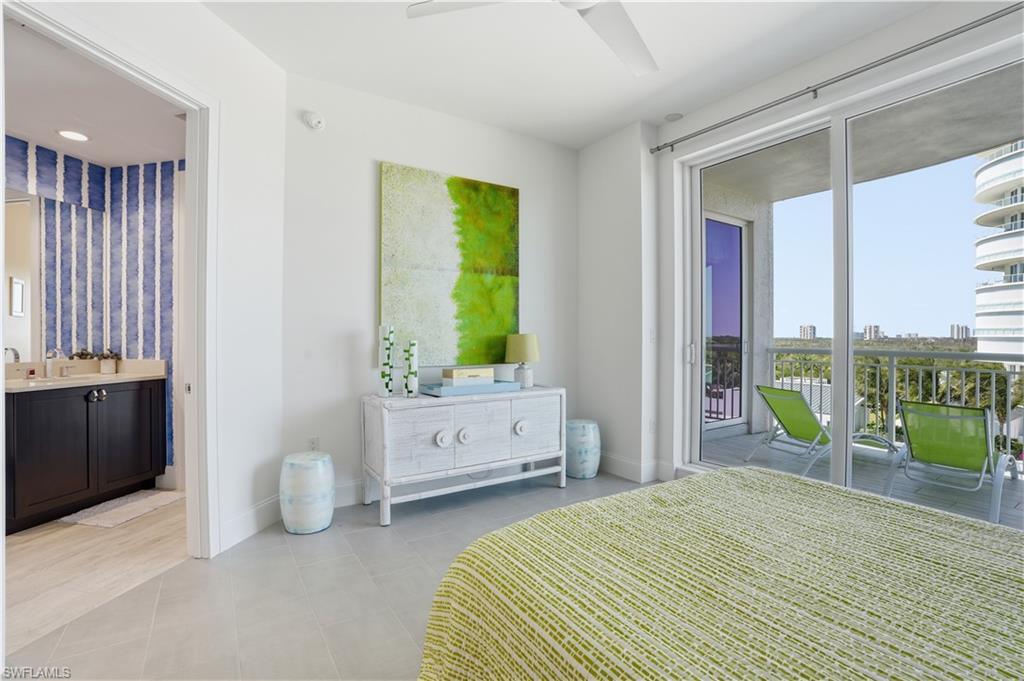 Guest bedroom.