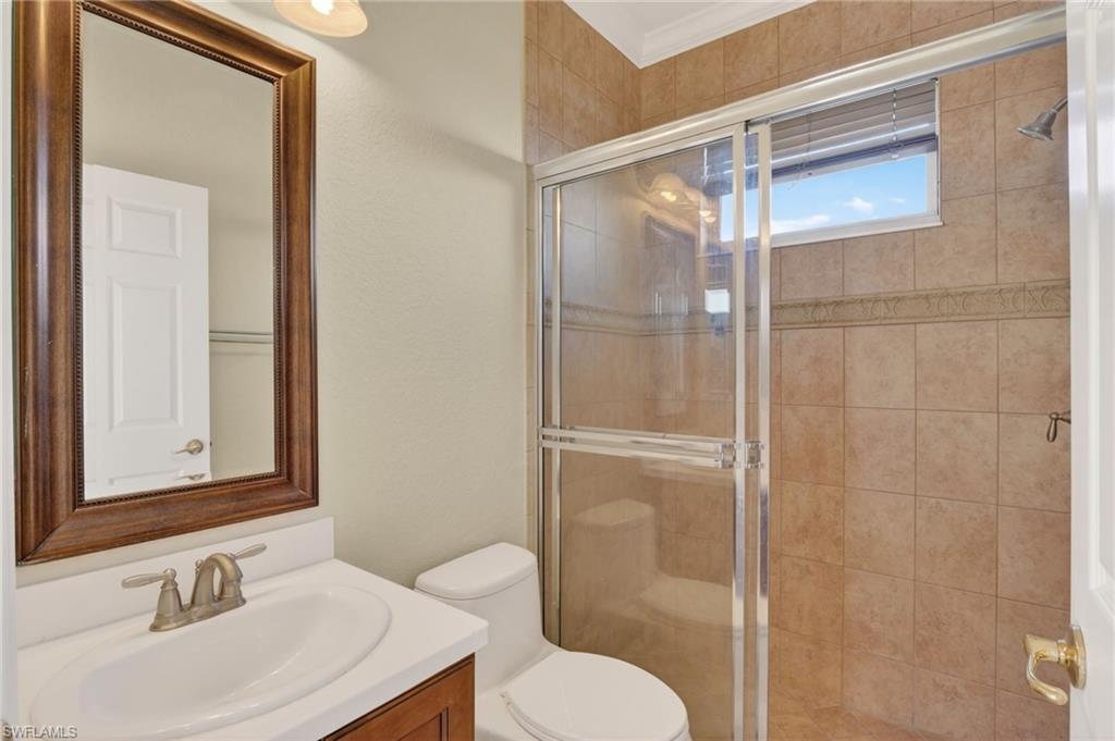 12585 Gemstone CT photo 39