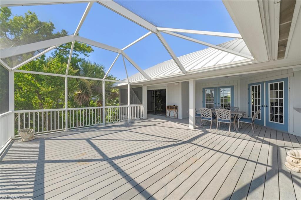 Screened Deck