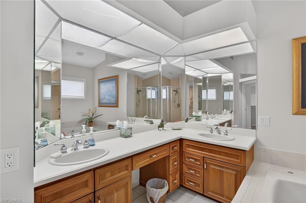 16031 Forest Oaks DR photo 23