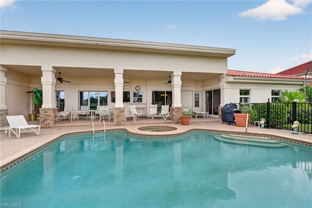 16031 Forest Oaks DR photo 36
