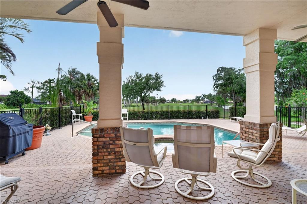 16031 Forest Oaks DR photo 38