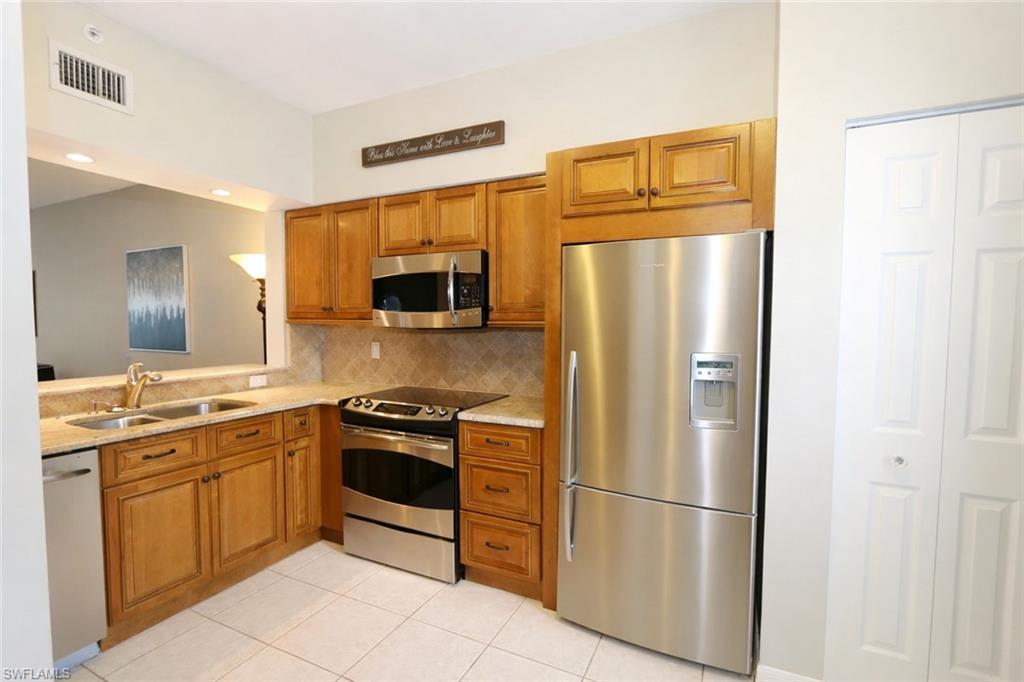 3225 Cypress Glen WAY 105 photo 12