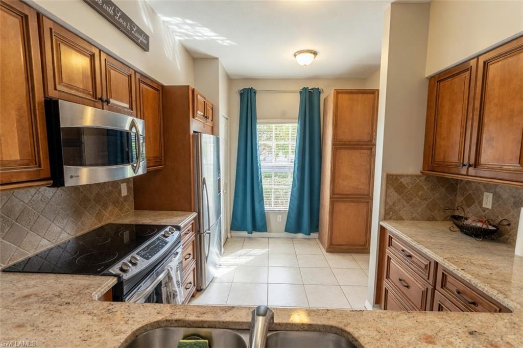 3225 Cypress Glen WAY 105 photo 10