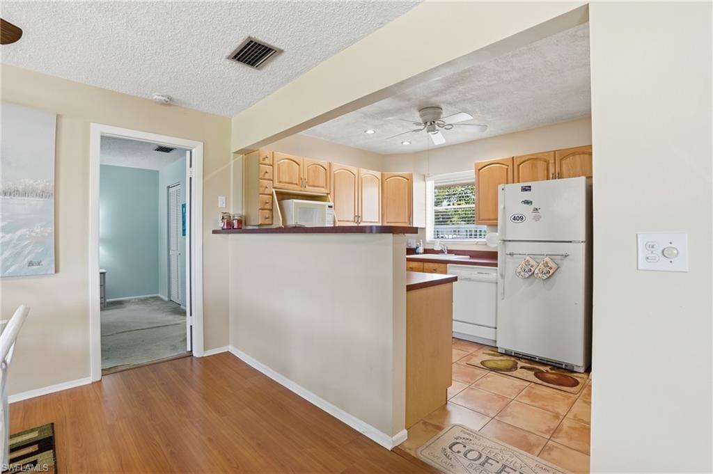4289 Island CIR 1 photo 14