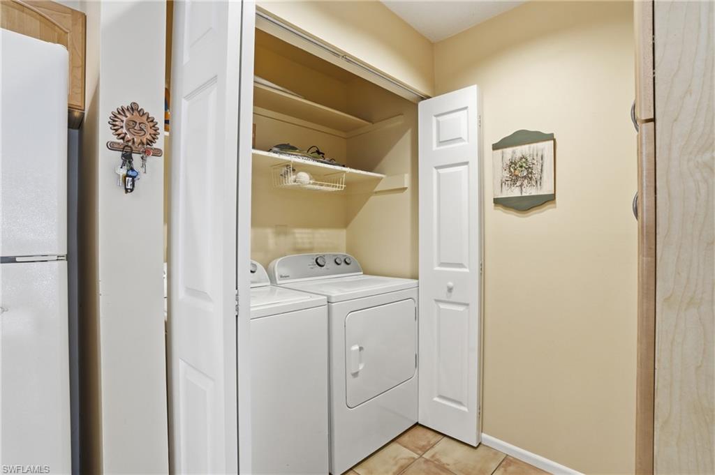 4289 Island CIR 1 photo 18