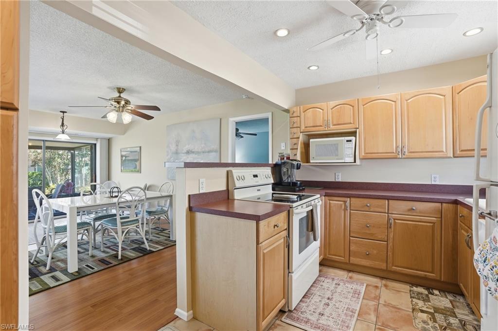 4289 Island CIR 1 photo 15