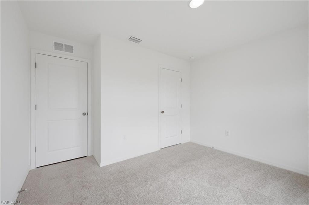 1144 Ebert ST E photo 23