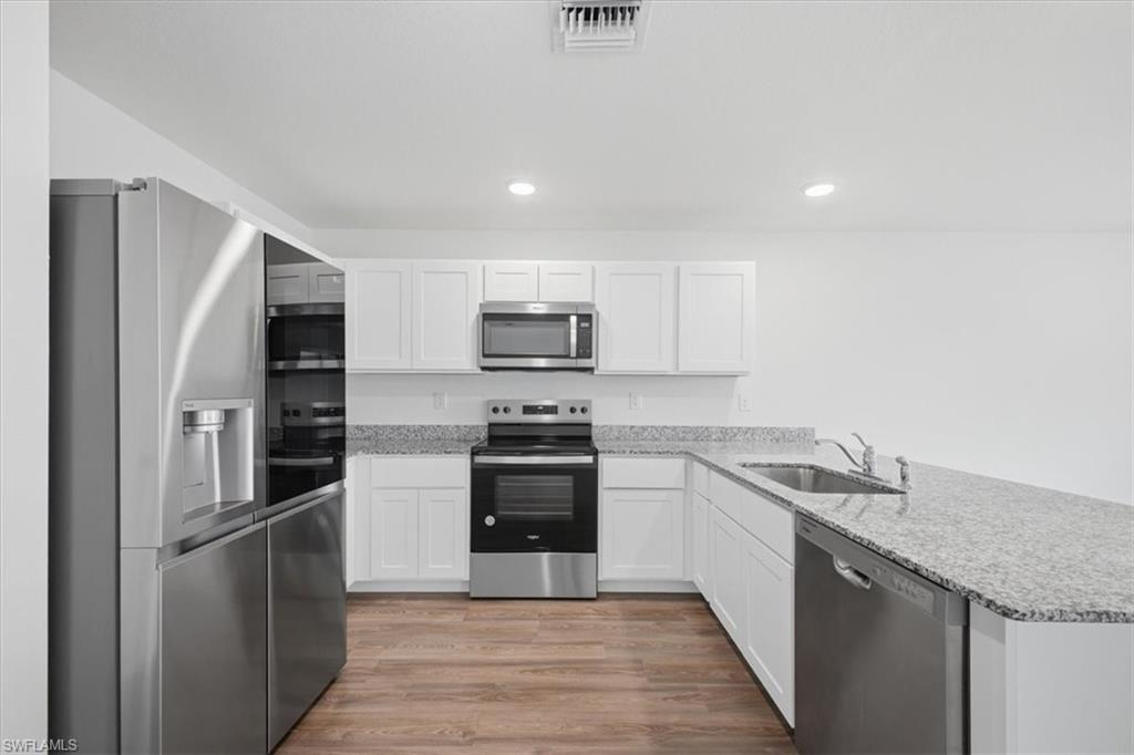 1144 Ebert ST E photo 14
