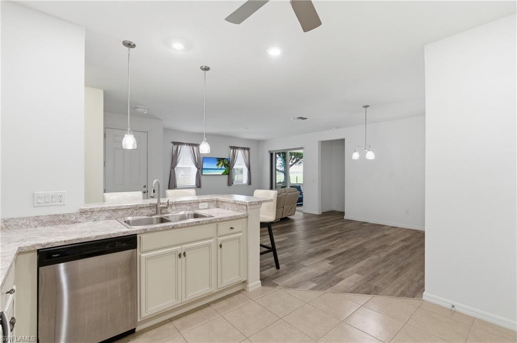 8834 Tuscany Isles DR photo 9