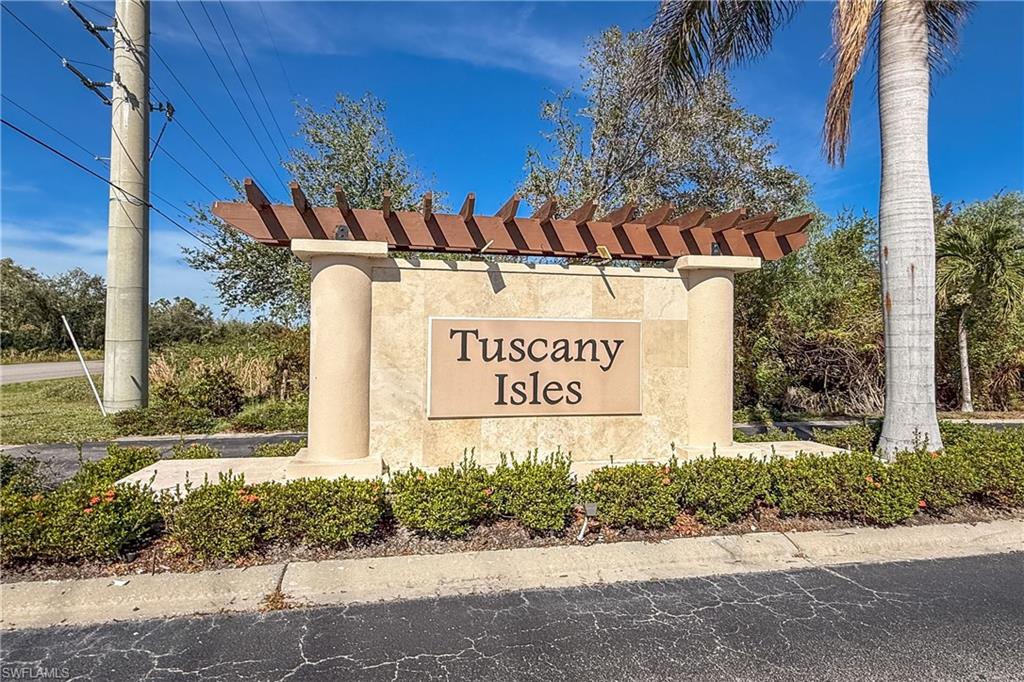 8834 Tuscany Isles DR photo 40