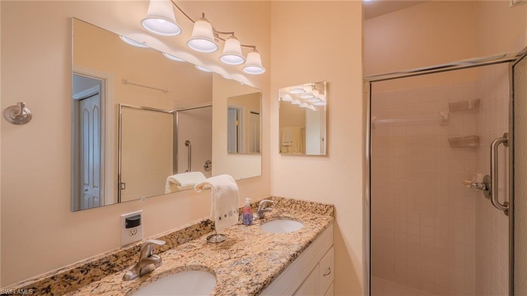 20650 Candlewood Hollow photo 25
