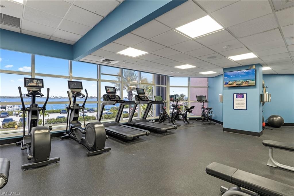 190 Estero BLVD 202 photo 28