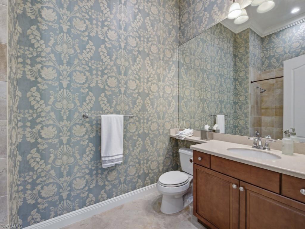 28511 Calabria CT 202 photo 19