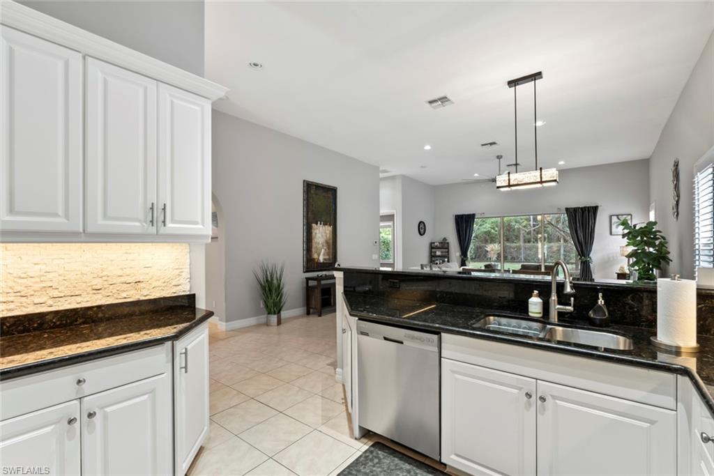 6051 Shallows WAY photo 20