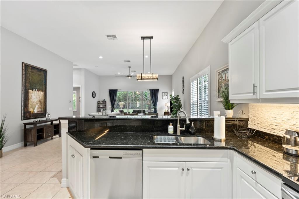 6051 Shallows WAY photo 19