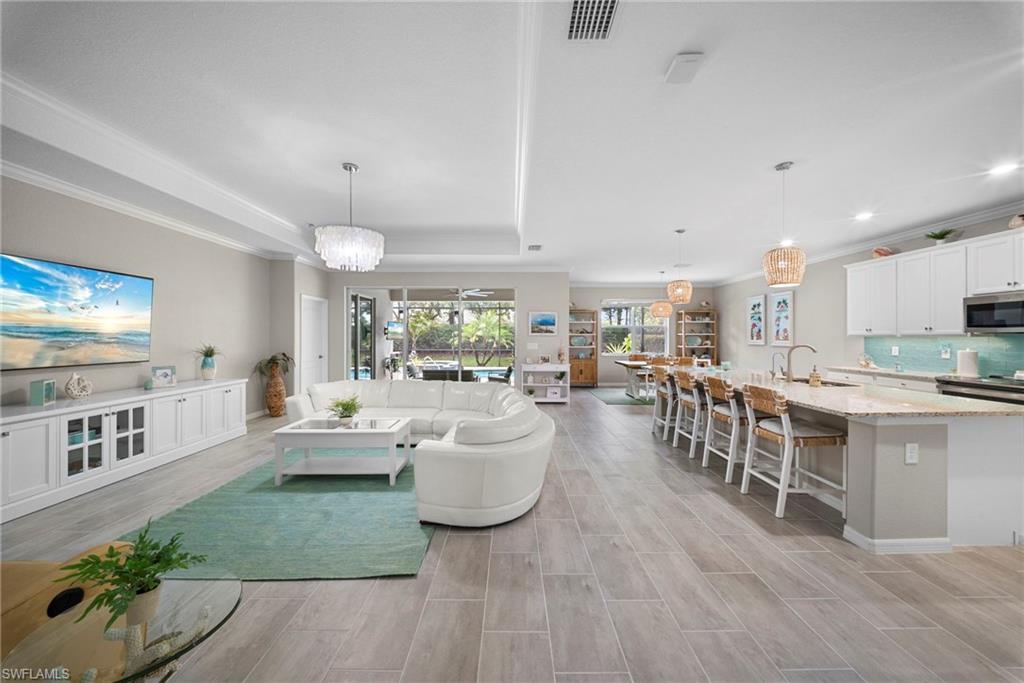 16378 Bonita Landing CIR photo 6