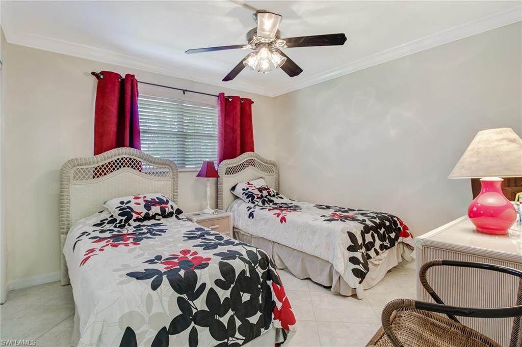 Guest bedroom
