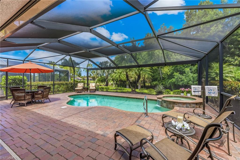 Panoramic pool cage with view to 4th green