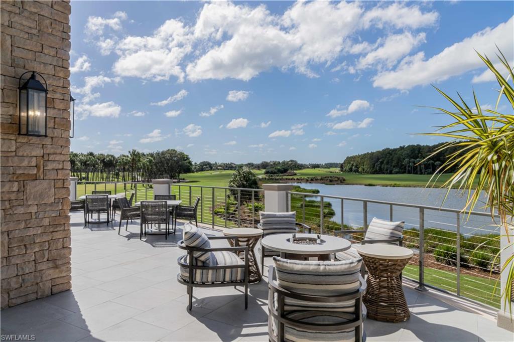 Dining on the Veranda