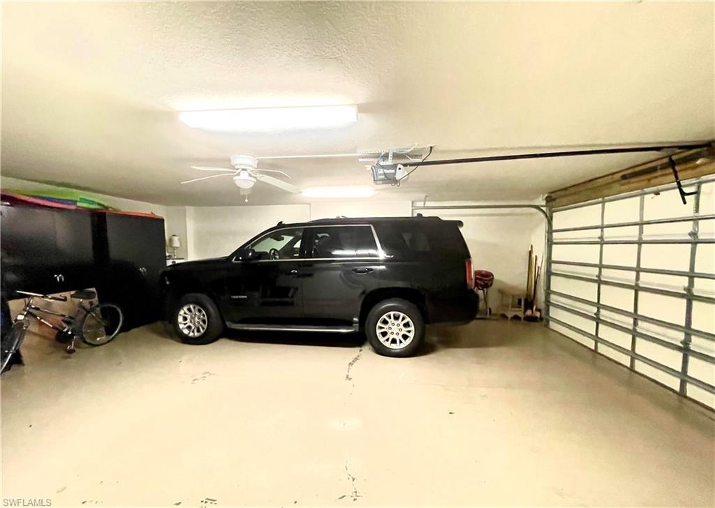 Garage with 2 car spaces
