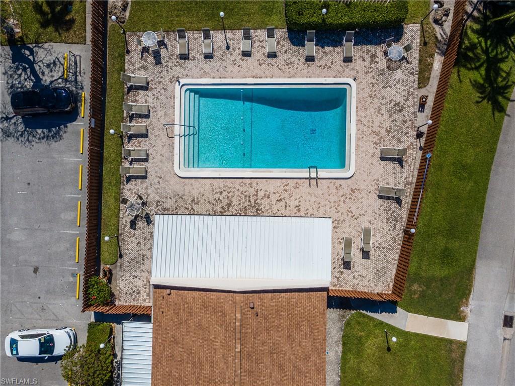6300 Pointe BLVD 473 photo 27
