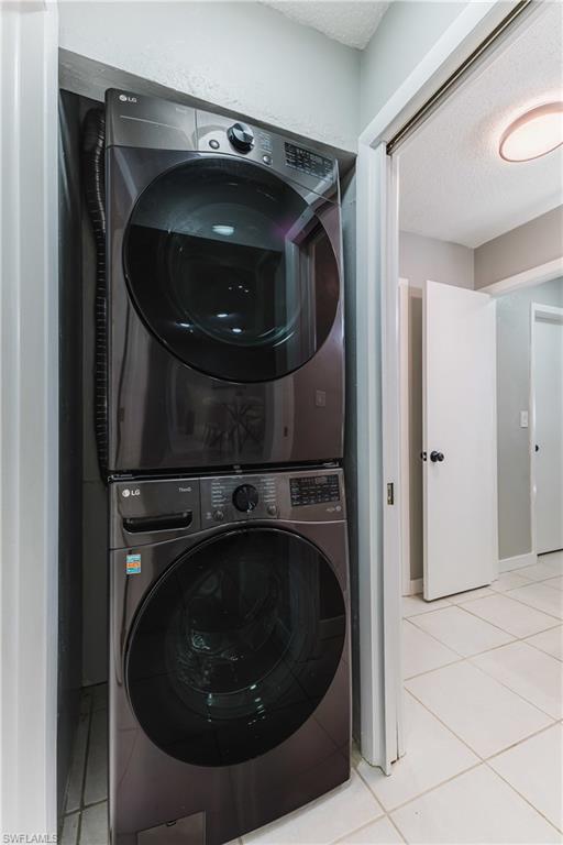 6300 Pointe BLVD 473 photo 17