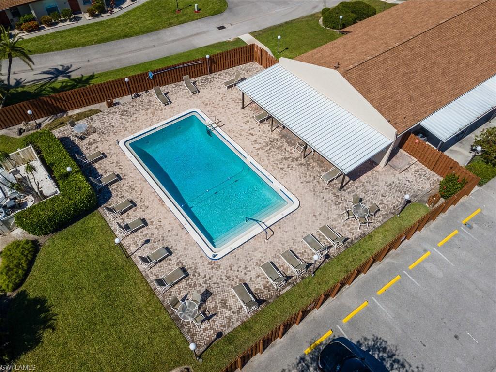 6300 Pointe BLVD 473 photo 26
