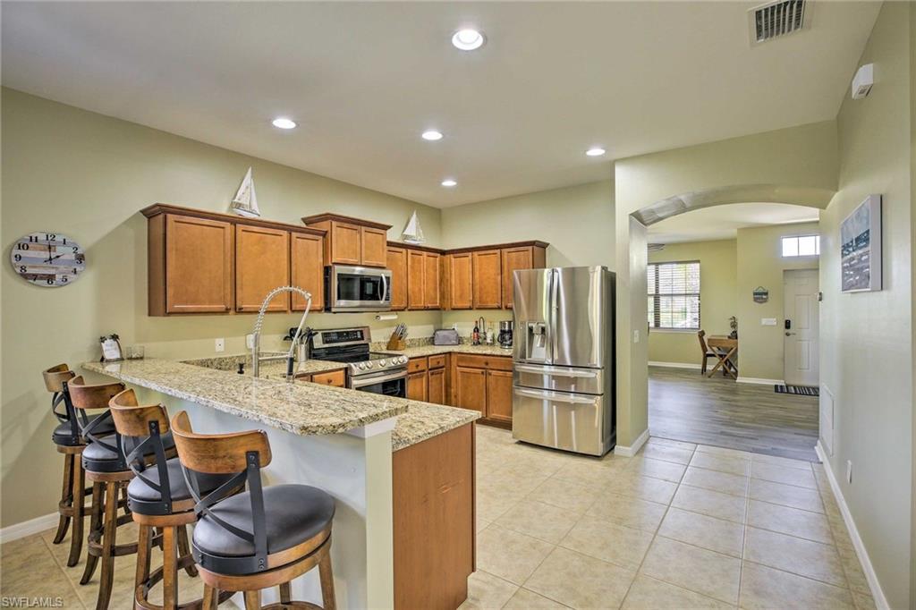 4521 SW 10th AVE photo 9