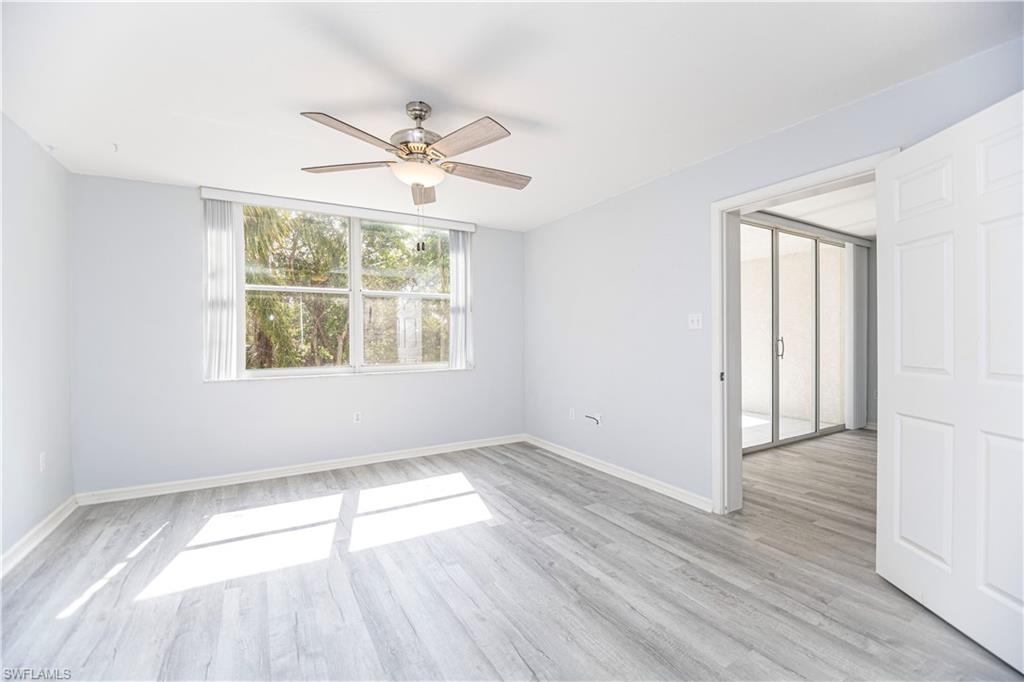 290 Naples Cove DR 2204 photo 9