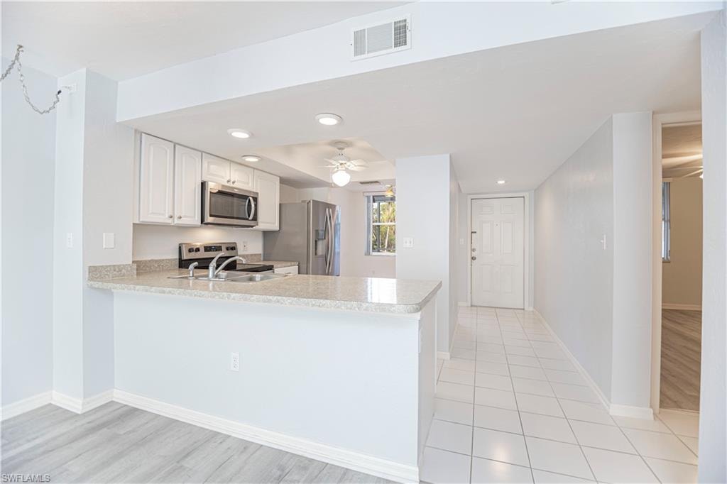 290 Naples Cove DR 2204 photo 15