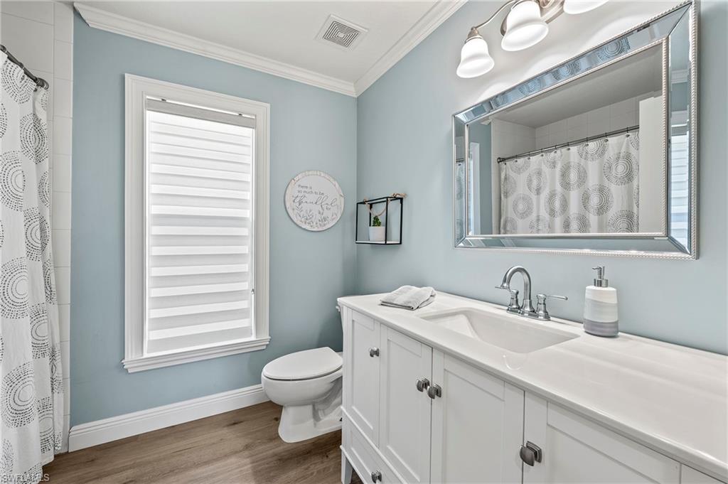 1015 Tivoli LN photo 23