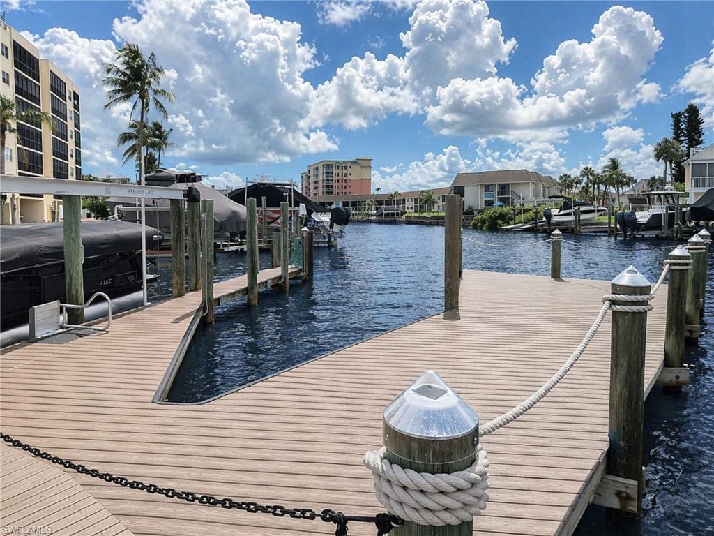 Dock #60 4351 Bay Beach LN