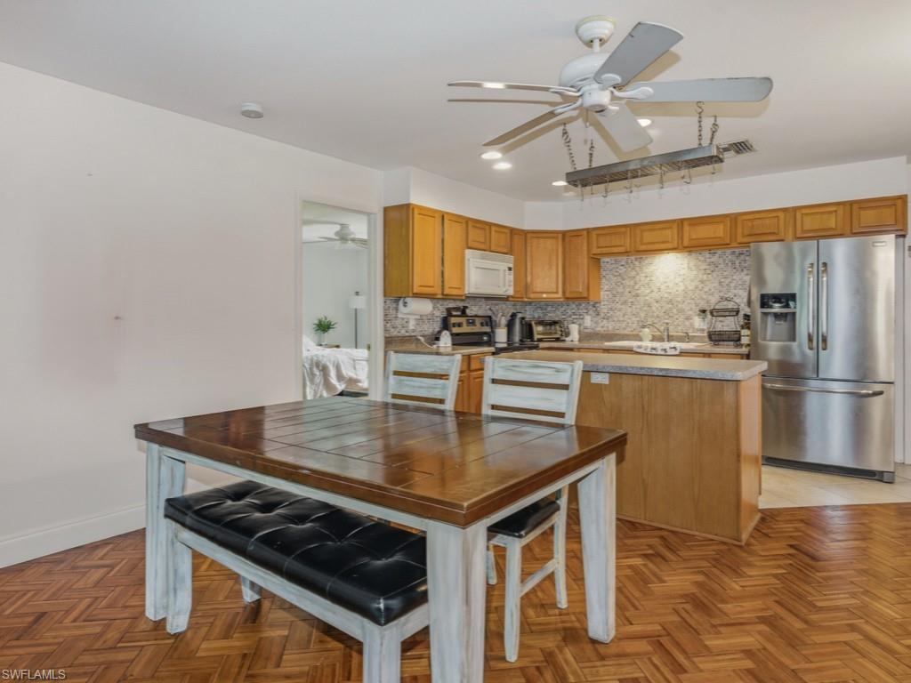 2022 Frederick ST photo 10