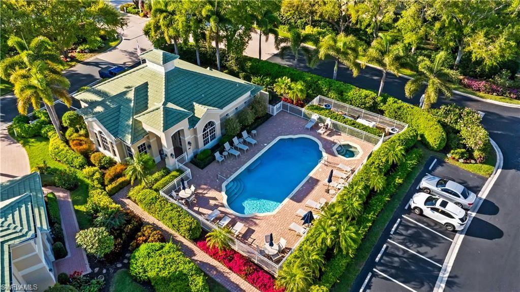 Vintage Reserve Pool & Club House