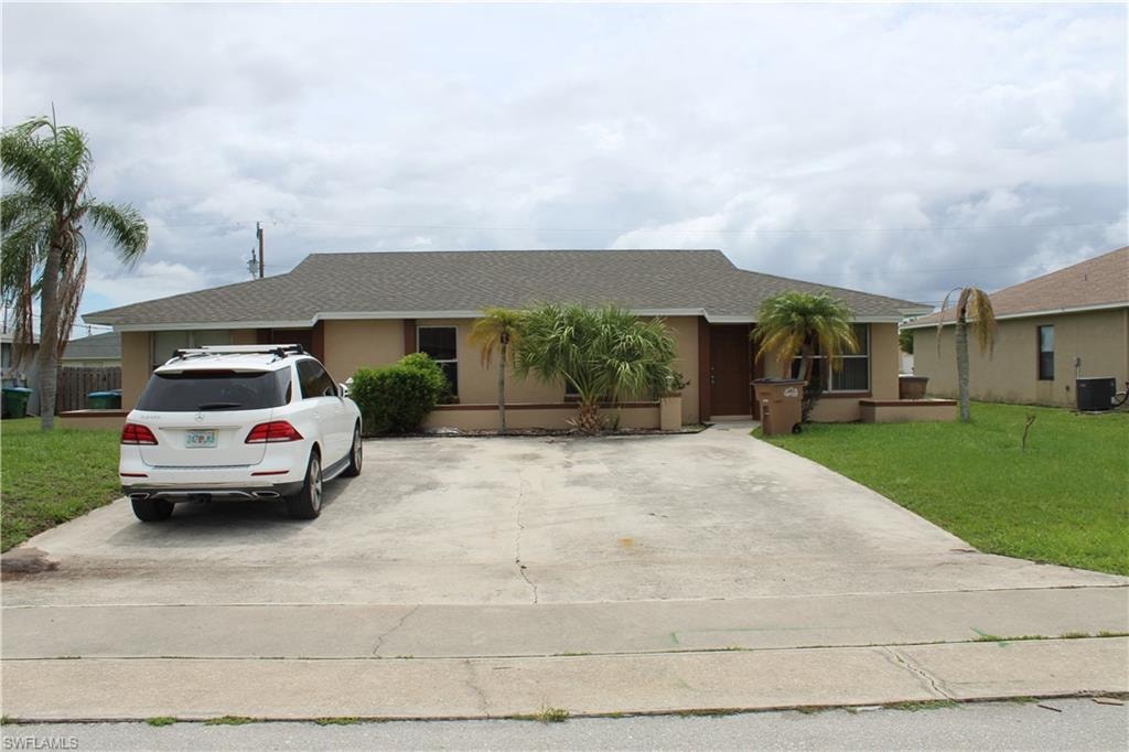 511 SE 5th PL A - B