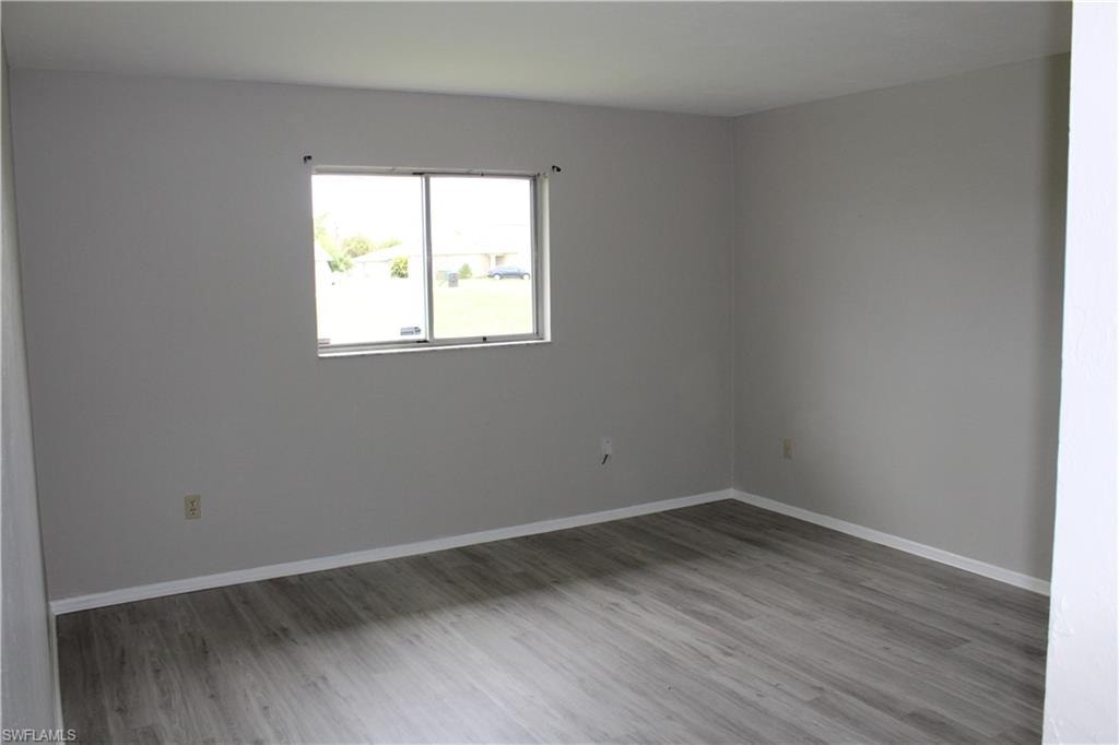 511 SE 5th PL A - B