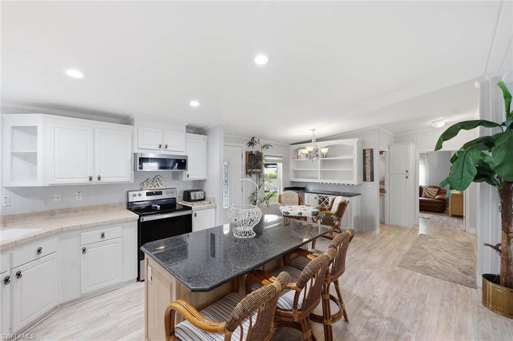 1229 Skyline DR photo 11