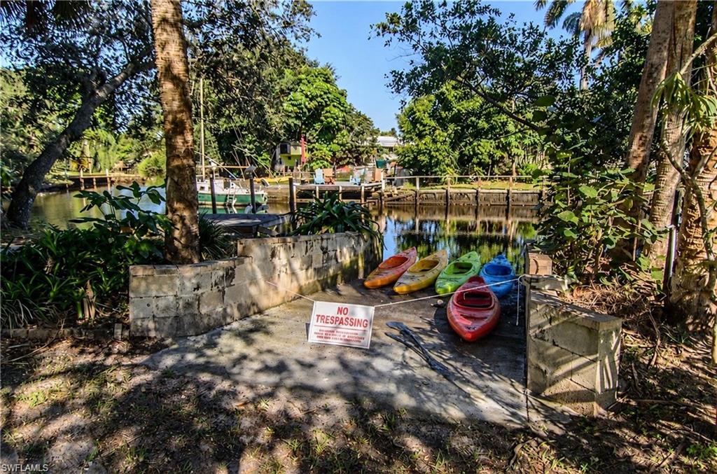 1229 Skyline DR