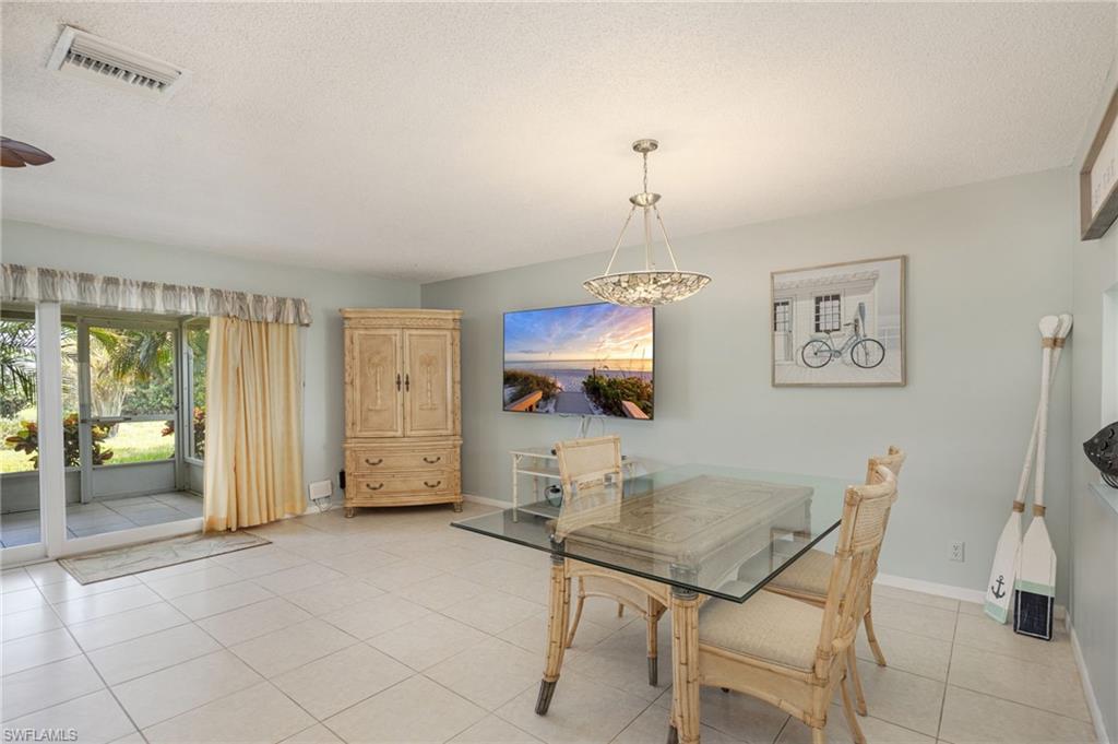 385 Palm DR 1732 photo 10