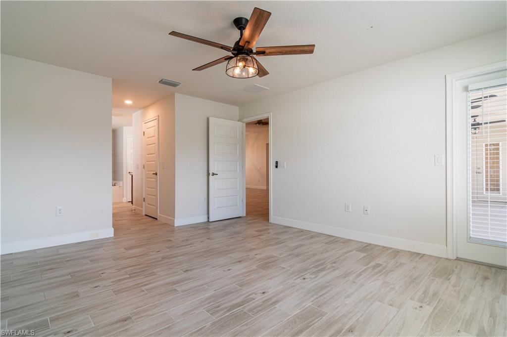 1513 NE 43rd TER photo 19